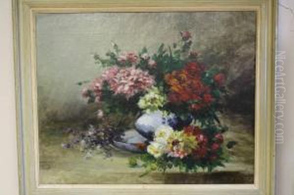 Boeket Met Witte, Rode En Gele Rozen Oil Painting by Victor Simonin