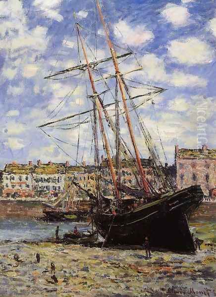 Boat At Low Tide At Fecamp Oil Painting by Claude Oscar Monet