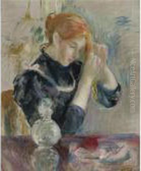 Devant La Toilette Oil Painting by Berthe Morisot