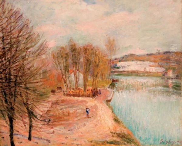 Le Loing E Moret, Effet D'automne Oil Painting by Alfred Sisley