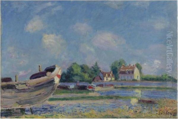 Bateaux En Reparation A Saint-mammes Oil Painting by Alfred Sisley