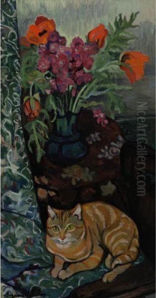 Chat Couche Devant Un Bouquet De Fleurs Oil Painting by Suzanne Valadon