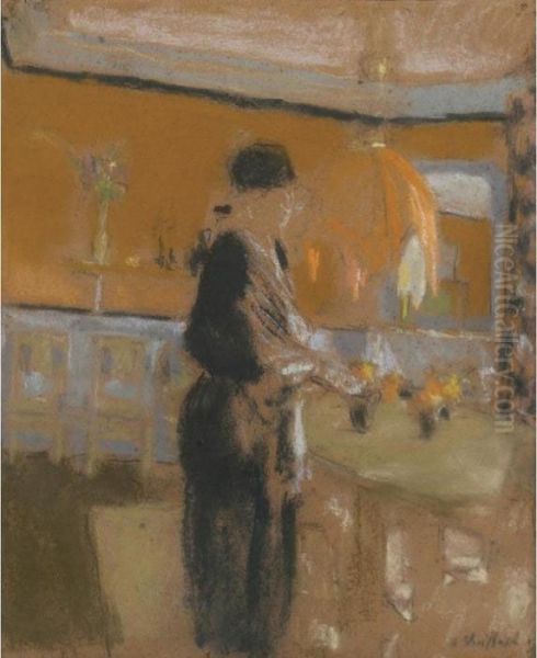 Madame Hessel Arrangeant Des Fleurs Oil Painting by Jean-Edouard Vuillard