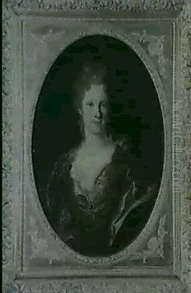 Portrait De Femme Vue En Buste Oil Painting by Nicolas de Largilliere