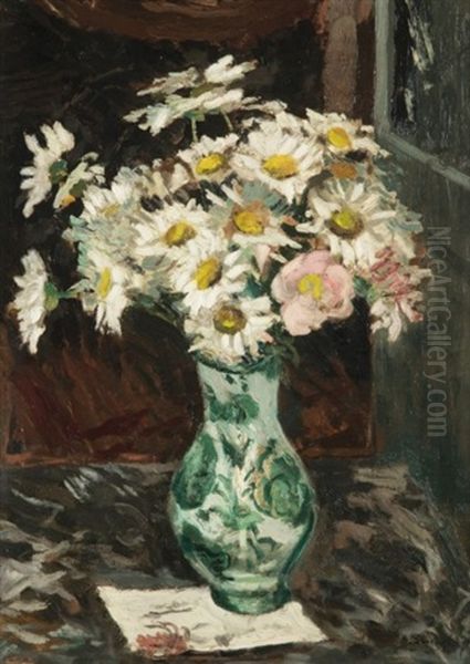 Bouquet De Marguerites by Alfred Swieykowski