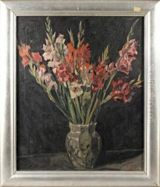 Gladiolenstillleben In Glasvase Vor Dunklem Grund Oil Painting by Paul Ricken