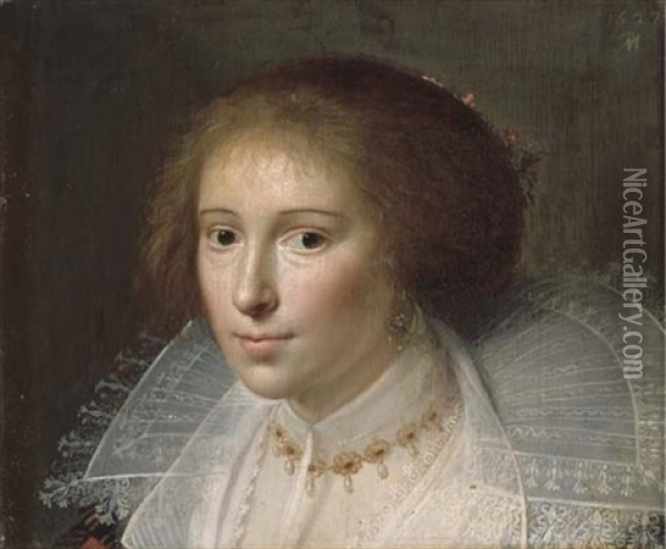 Portrait Of A Lady In A White Dress With Lace Collar And A Gold And Pearl Necklace Oil Painting - Paulus Moreelse