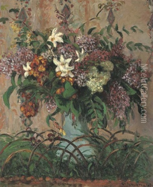 Bouquet De Lilas Oil Painting - Camille Pissarro